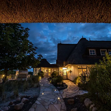 Und Lundenbergsand 酒店