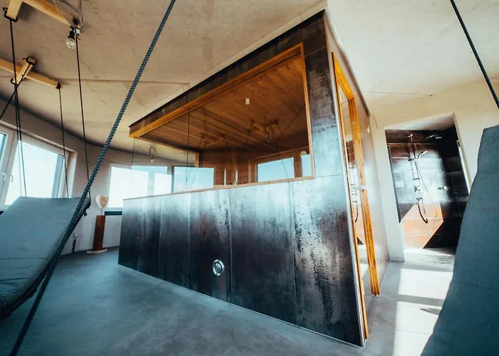 Und Lundenbergsand Otel 4*