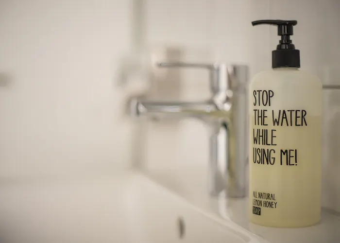 Und Lundenbergsand 酒店 4*